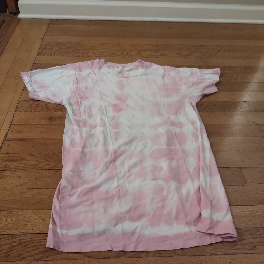pink and white tie dye shirt size medium